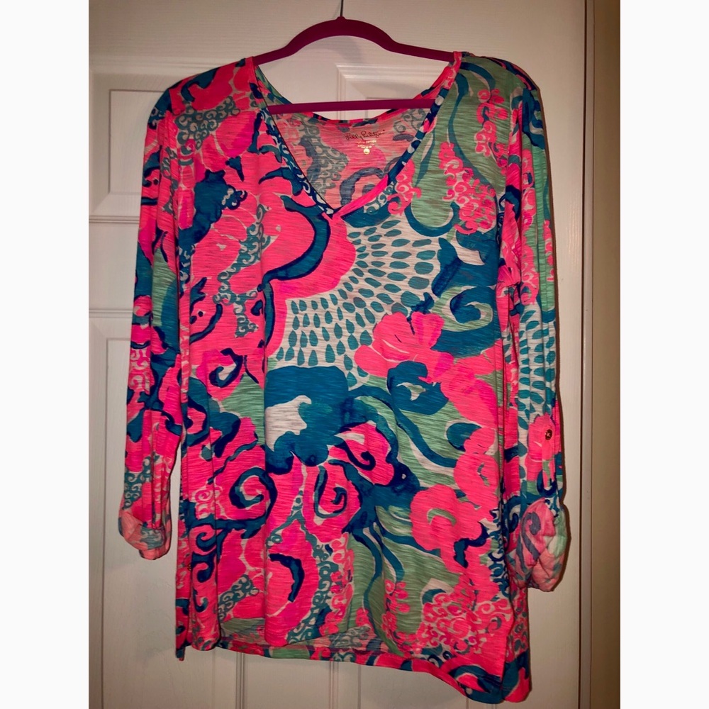 Women’s Lilly Pulitzer shirt